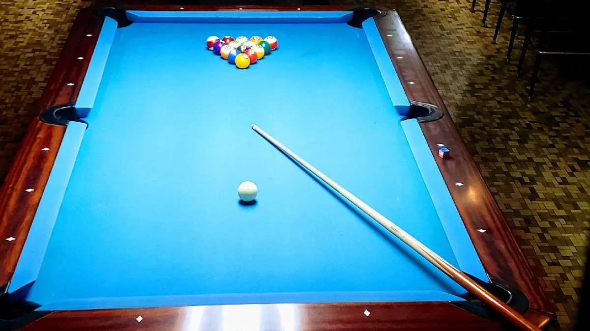 Burlington Private Billiards Club