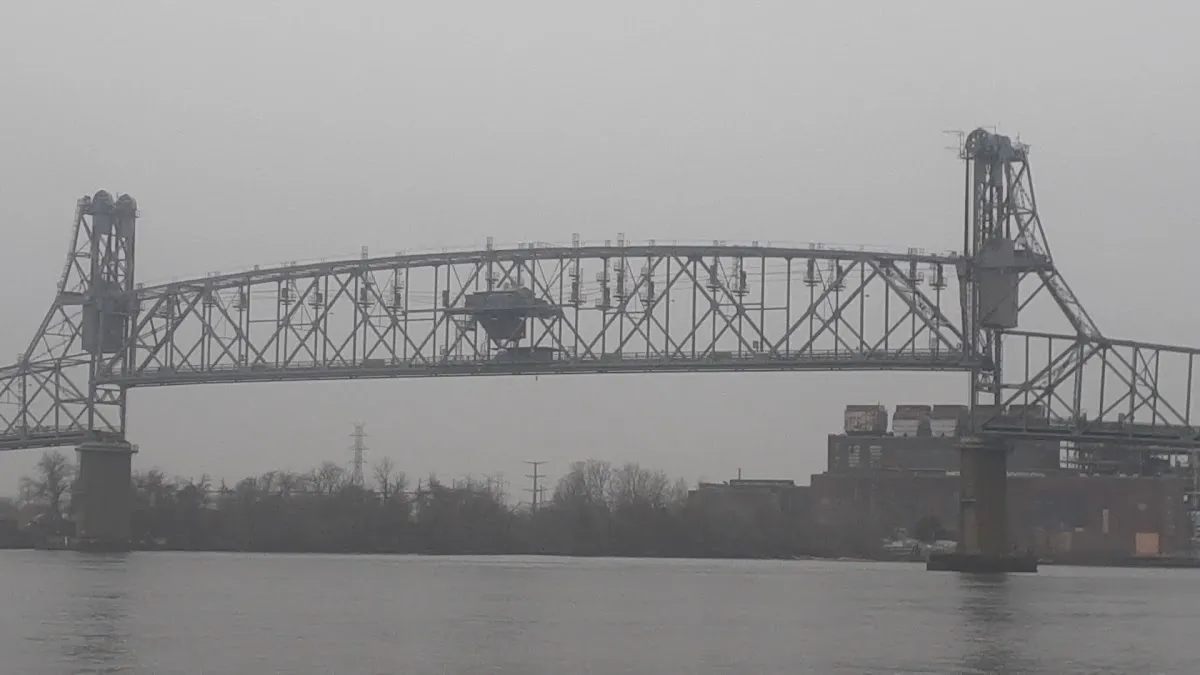 Burlington-Bristol Bridge photo 5