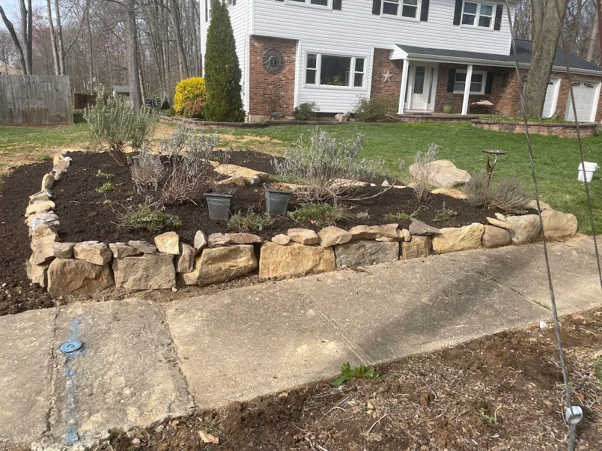 Byron's G Landscaping photo 2