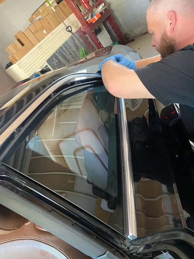 Camden County Mobile Auto Glass and Recalibration photo 5