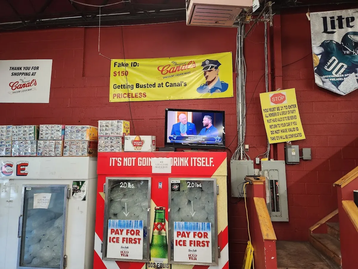 Canal's Discount Liquor Mart photo 3