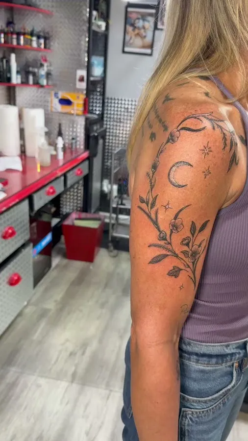 Candi Girl Ink photo 2