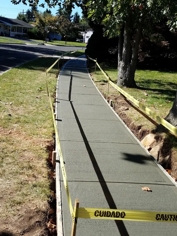 Carlos R Landscaping LLC photo 3