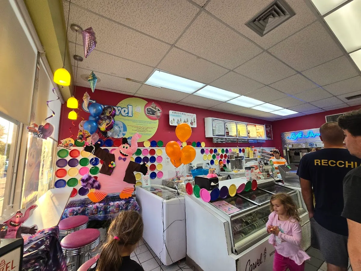 Carvel photo 3