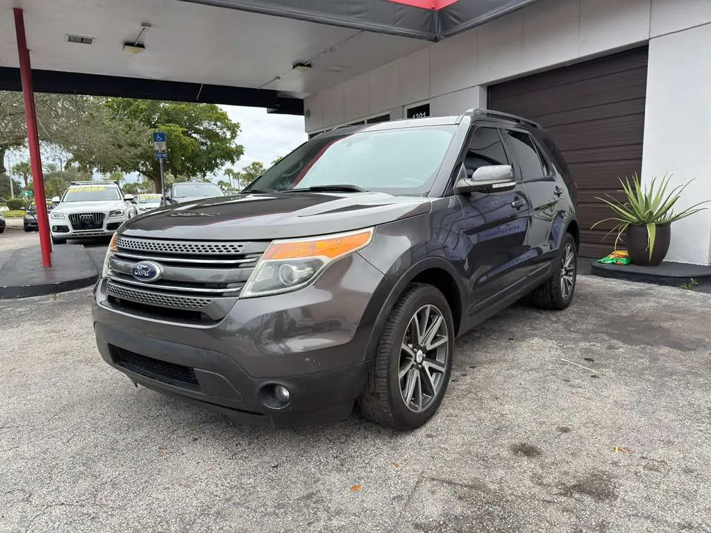 Carway Auto Sales photo 3