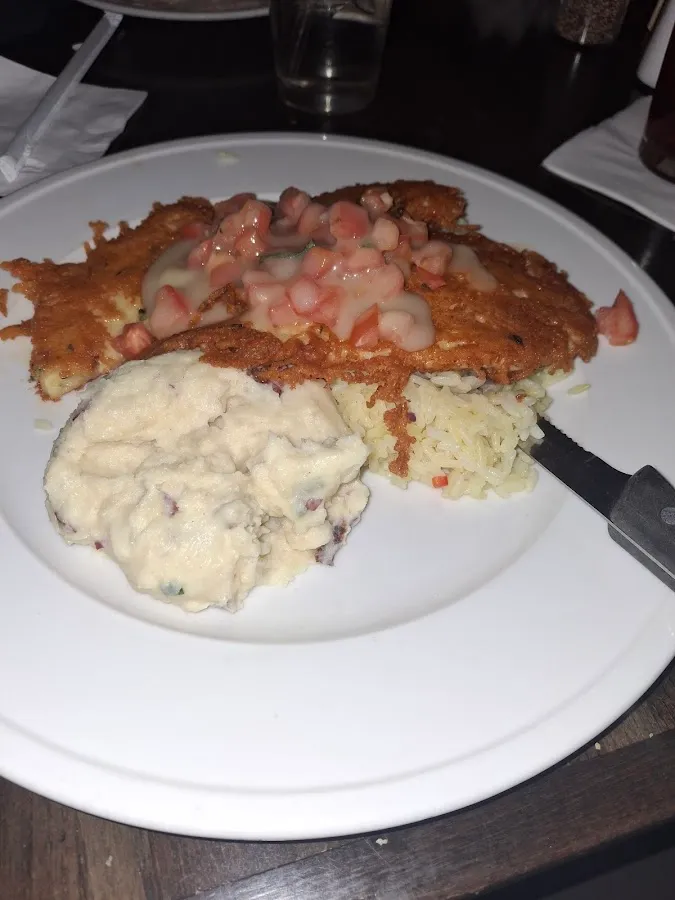 Charlie Brown's Fresh Grill photo 5