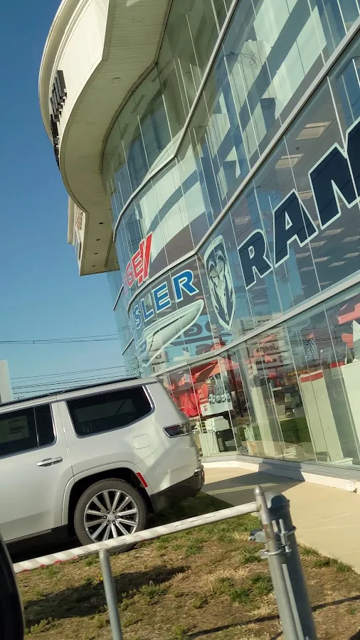 Cherry Hill Dodge Chrysler Jeep RAM photo 3