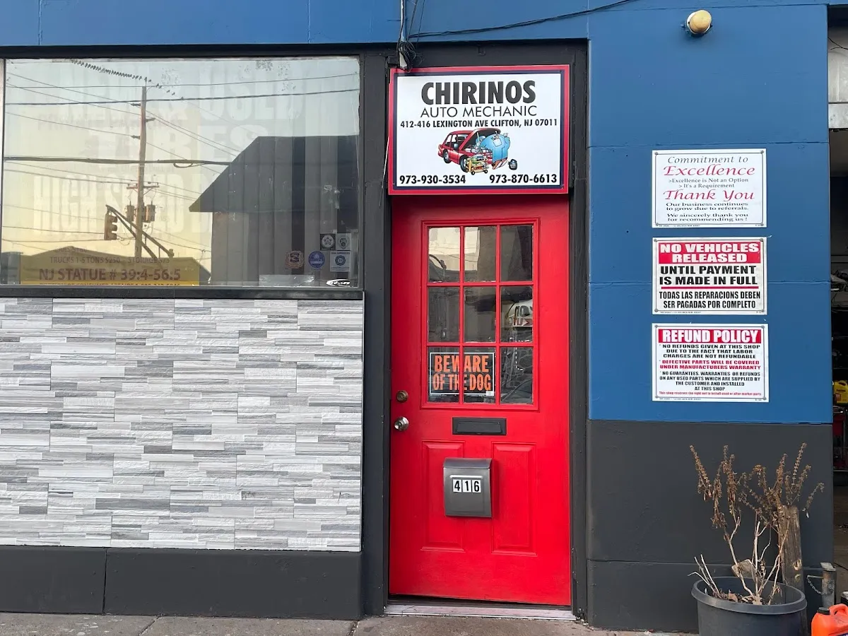 Chirinos Auto Mechanic photo 3