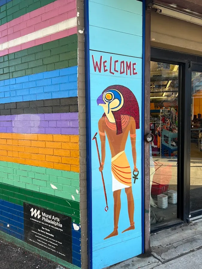 Circle Thrift photo 4