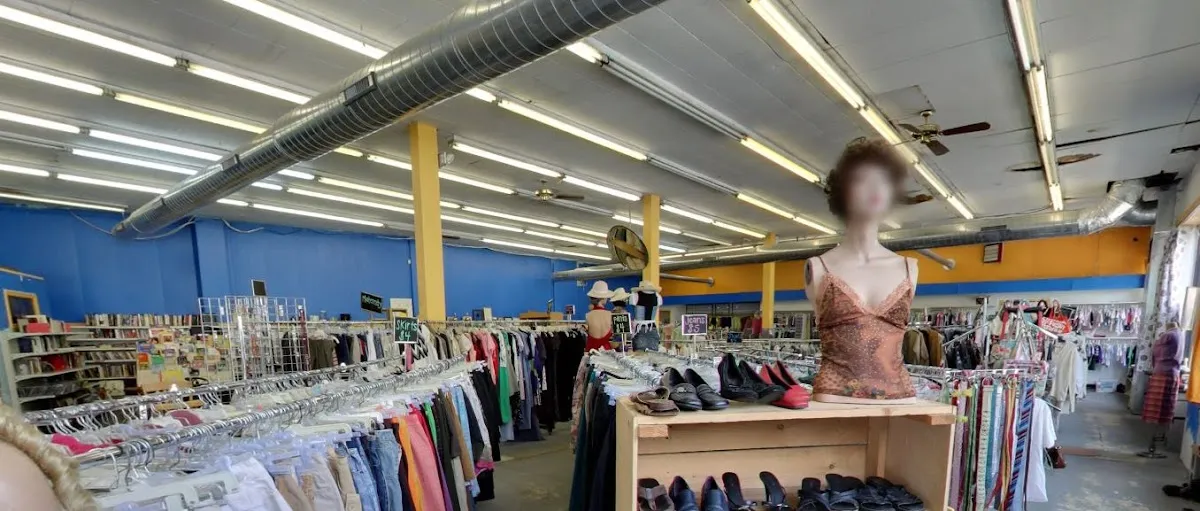 Circle Thrift photo 5