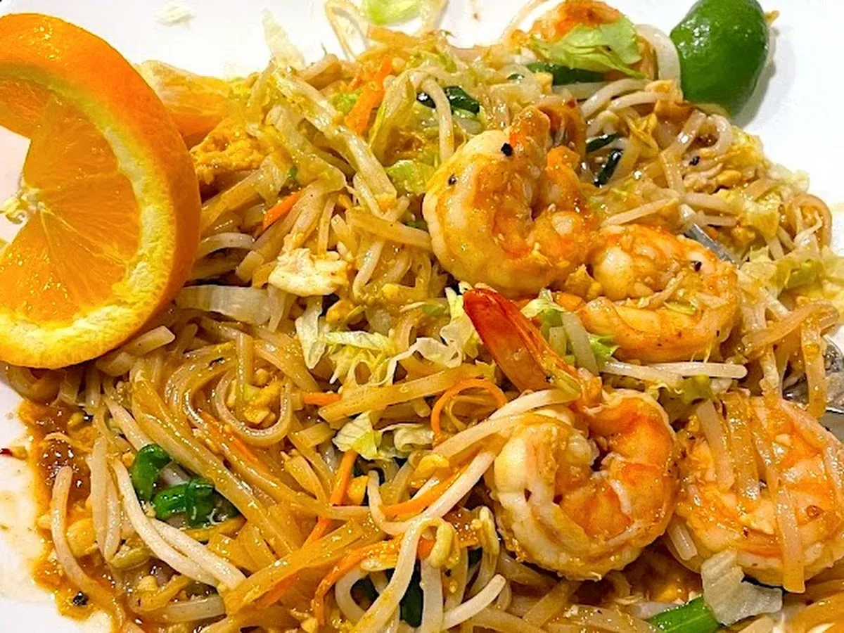 Circles Thai - Collingswood, NJ photo 3