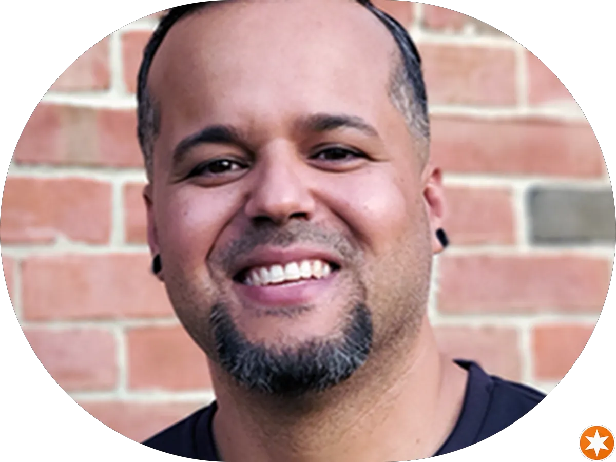 Claudia Garcia Real Estate Agent photo 4