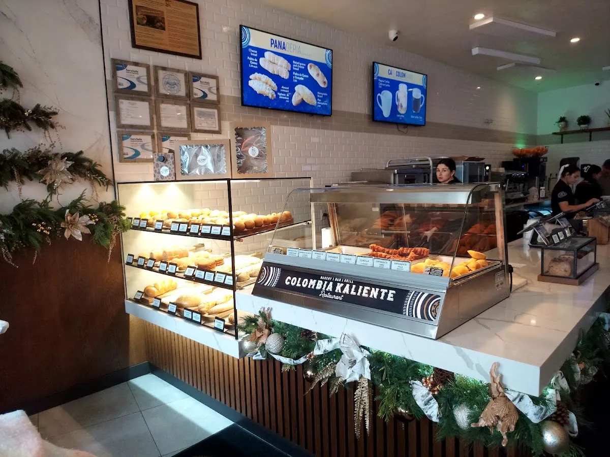 Colombia Kaliente photo 5