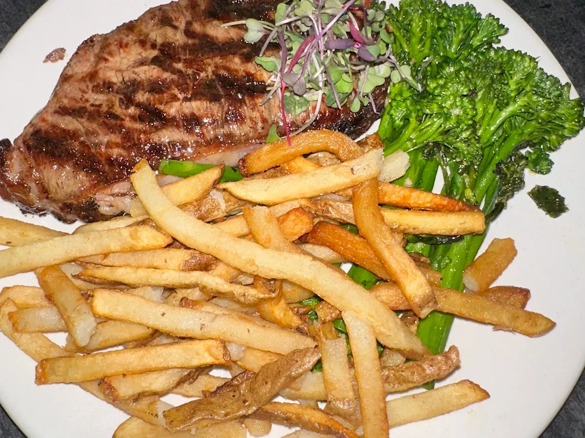 Colts Neck Inn Steak House photo 3