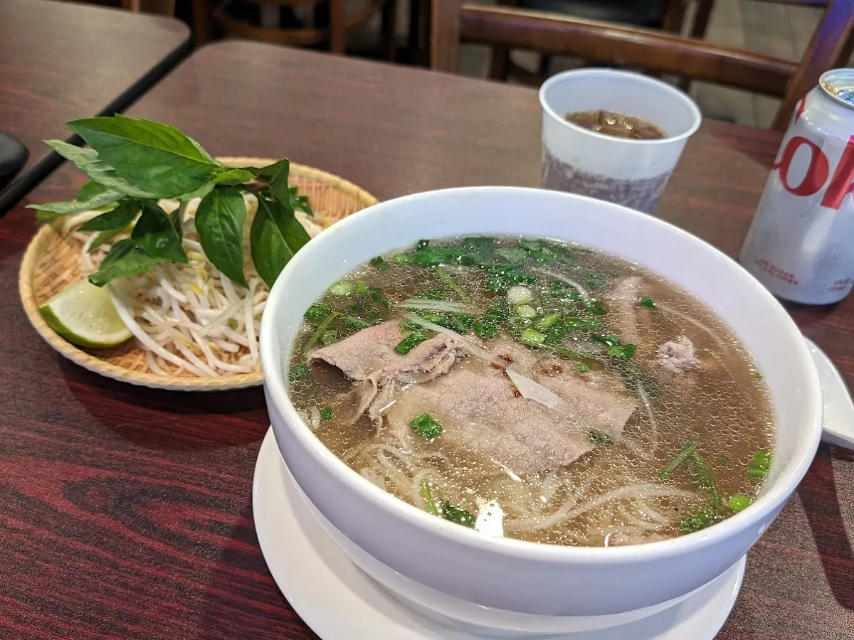 Com Ga Ninh Kieu photo 3