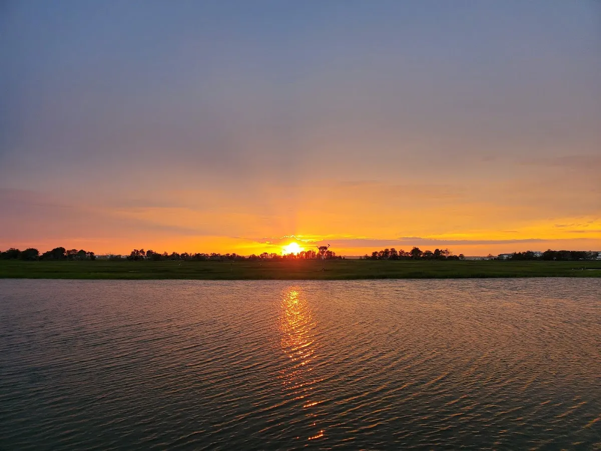 Commodore Bay Marina photo 5