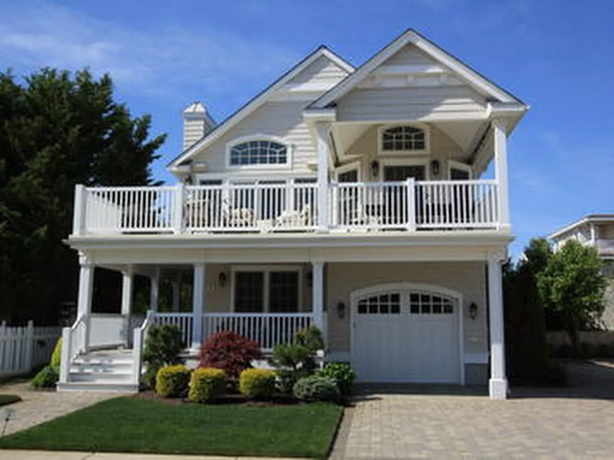 Compass Avalon Karen Nardone photo 4