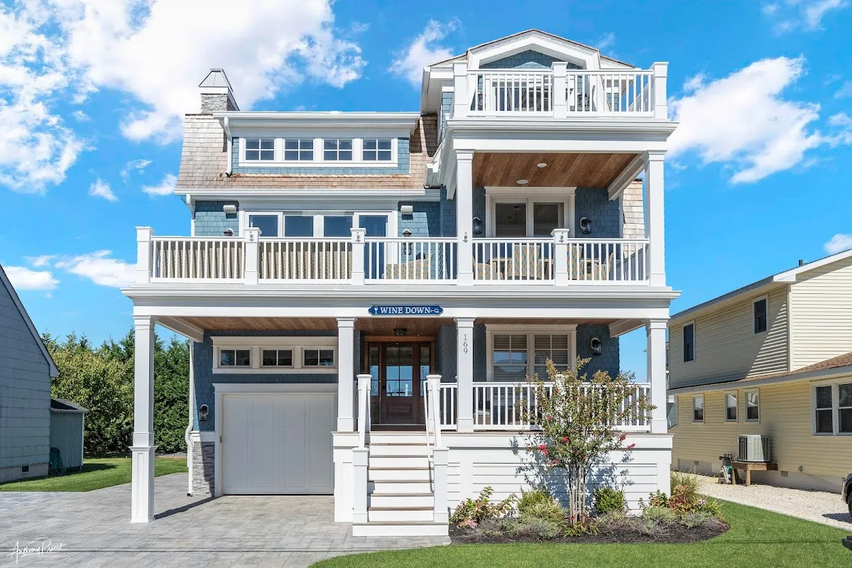 Compass RE - Beach to Bay Team