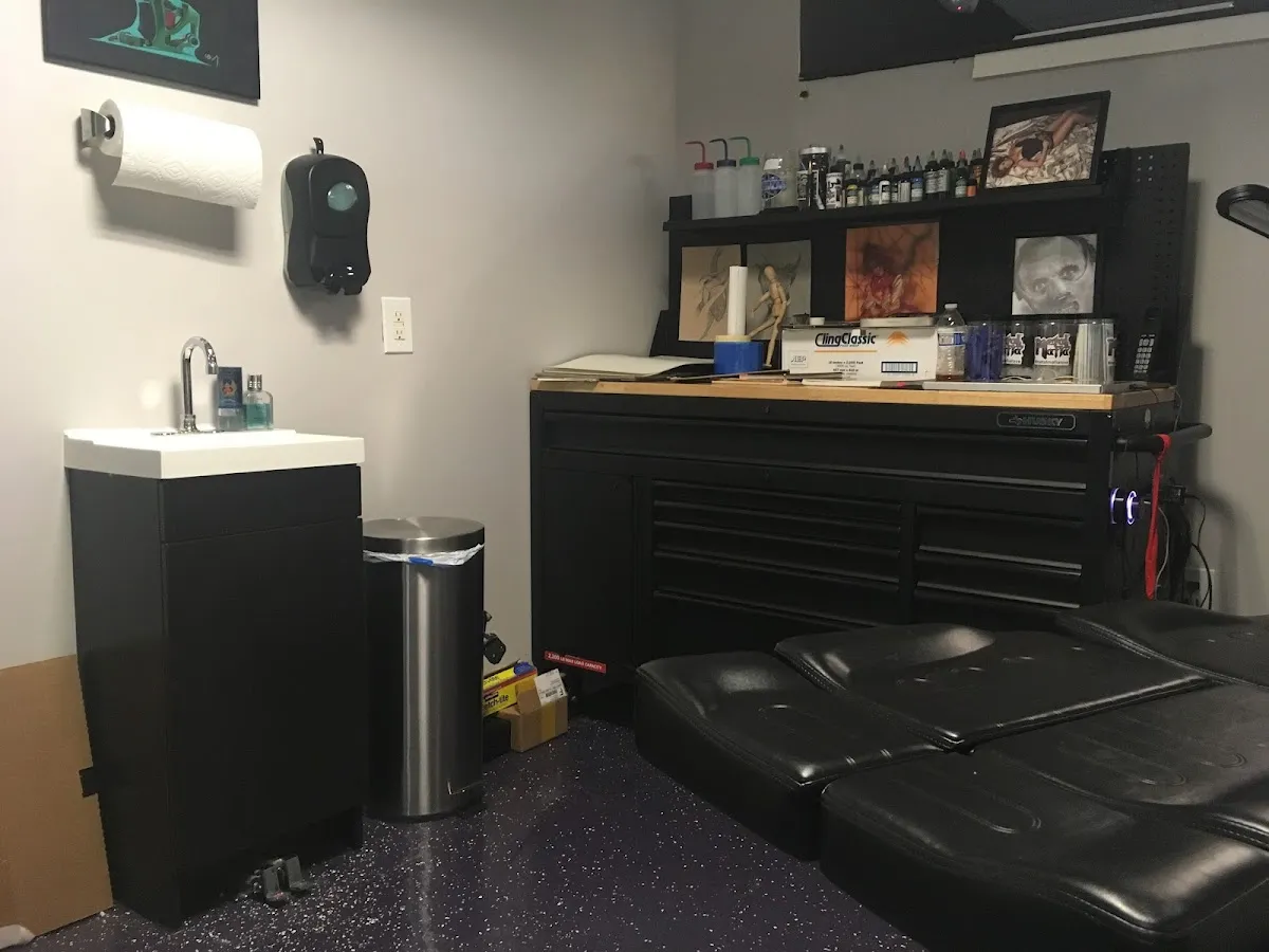 Constantly Custom Tattoo and Piercing Studio photo 5