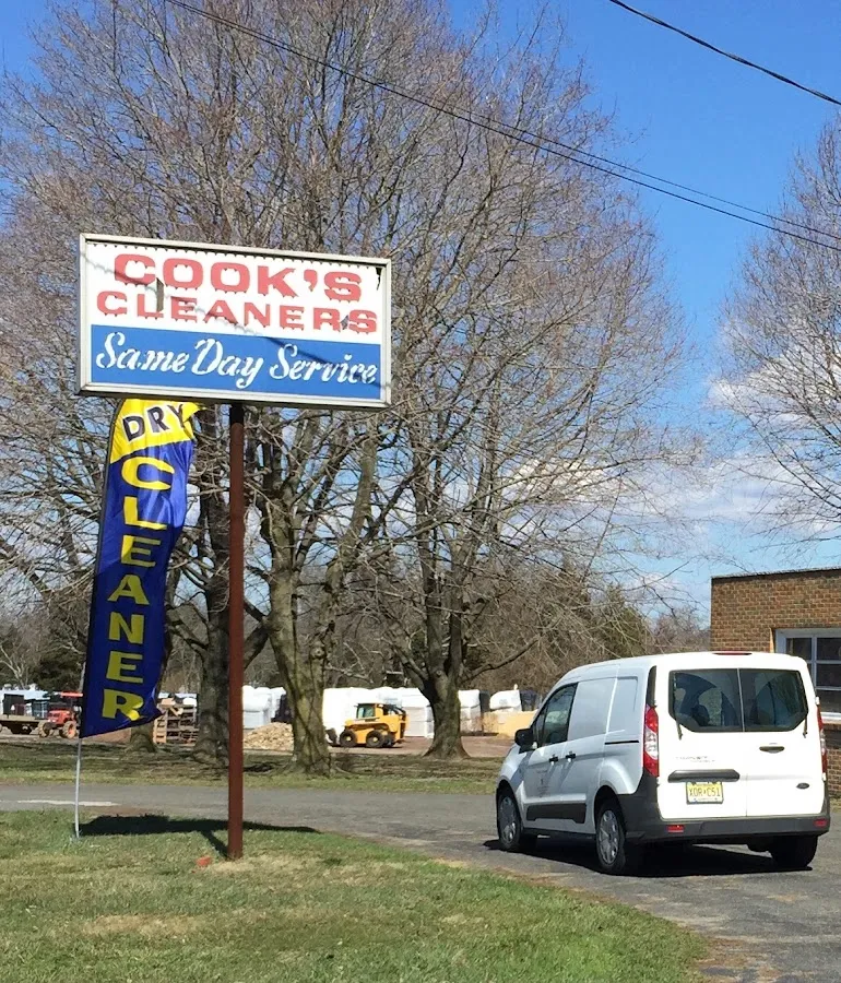 Cook's Cleaners