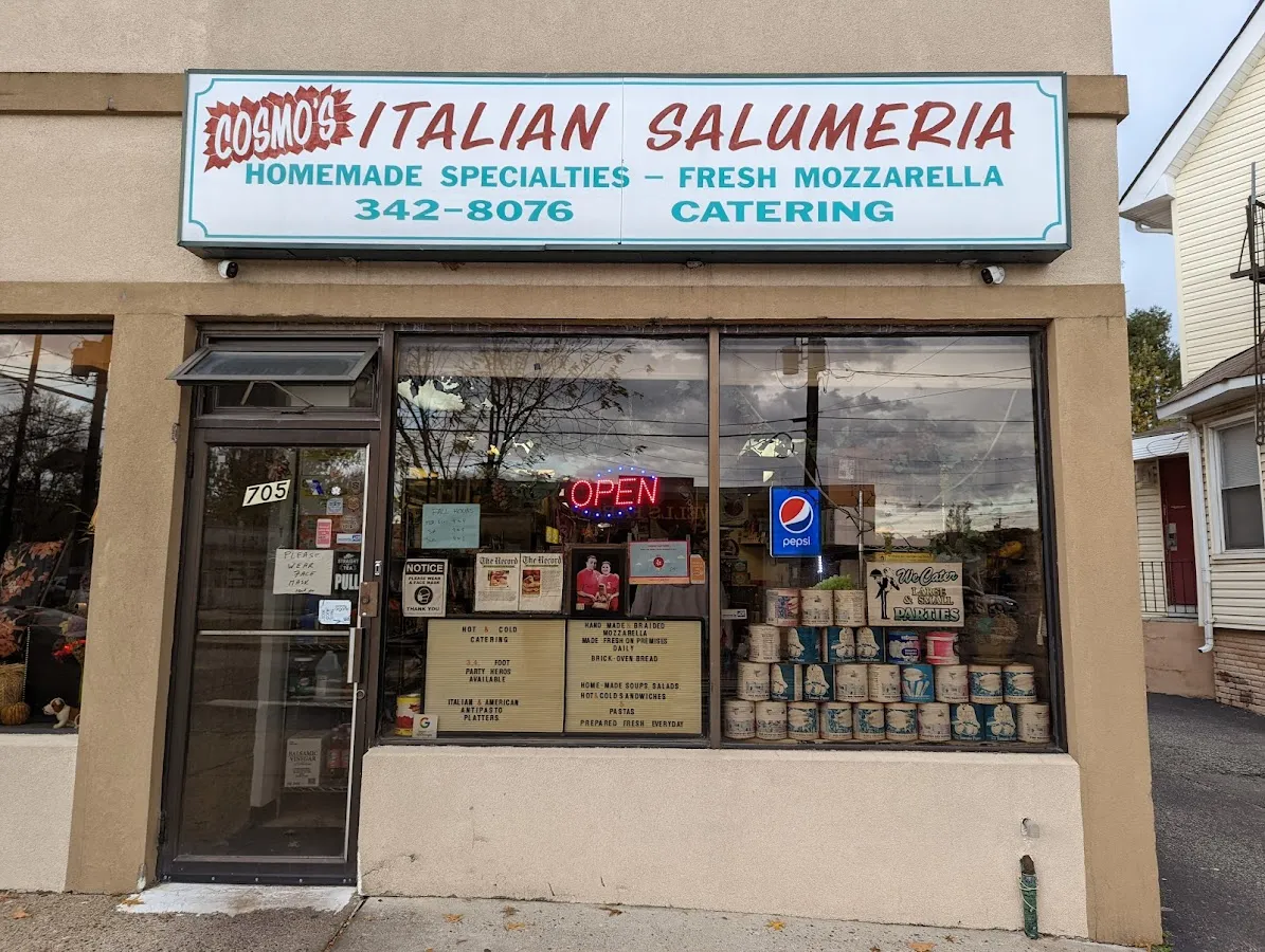 Cosmo's Italian Salumeria photo 4