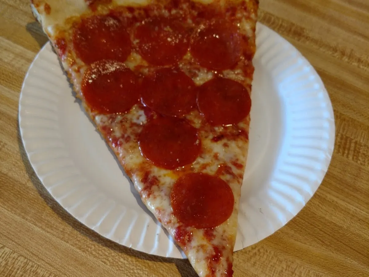 Costello's Pizzeria & Wings photo 4