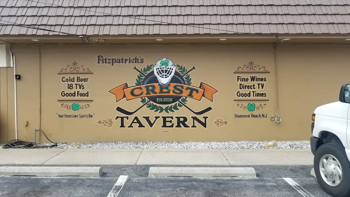 Crest Tavern