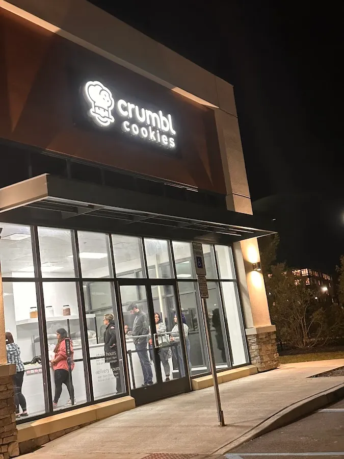 Crumbl photo 2