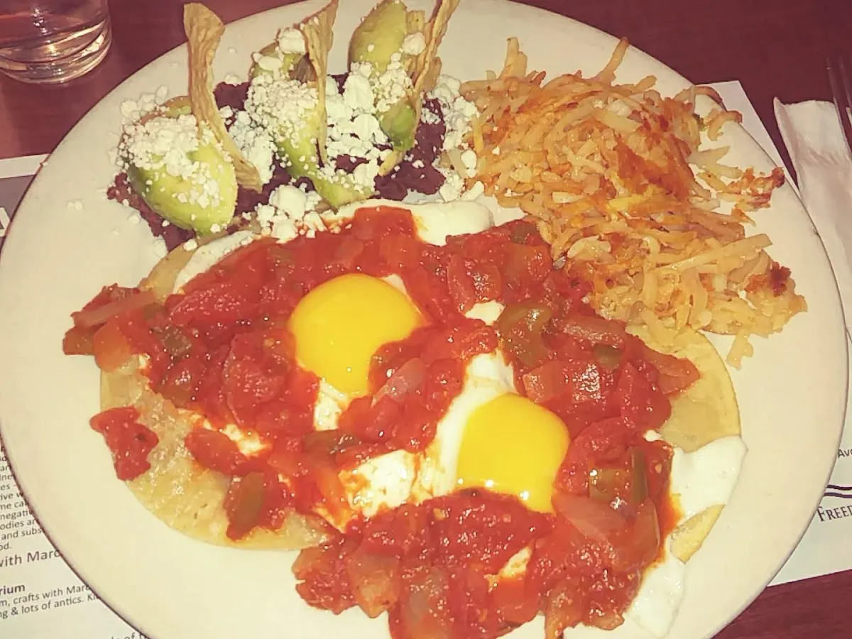 Daily Treat Restaurant photo 4