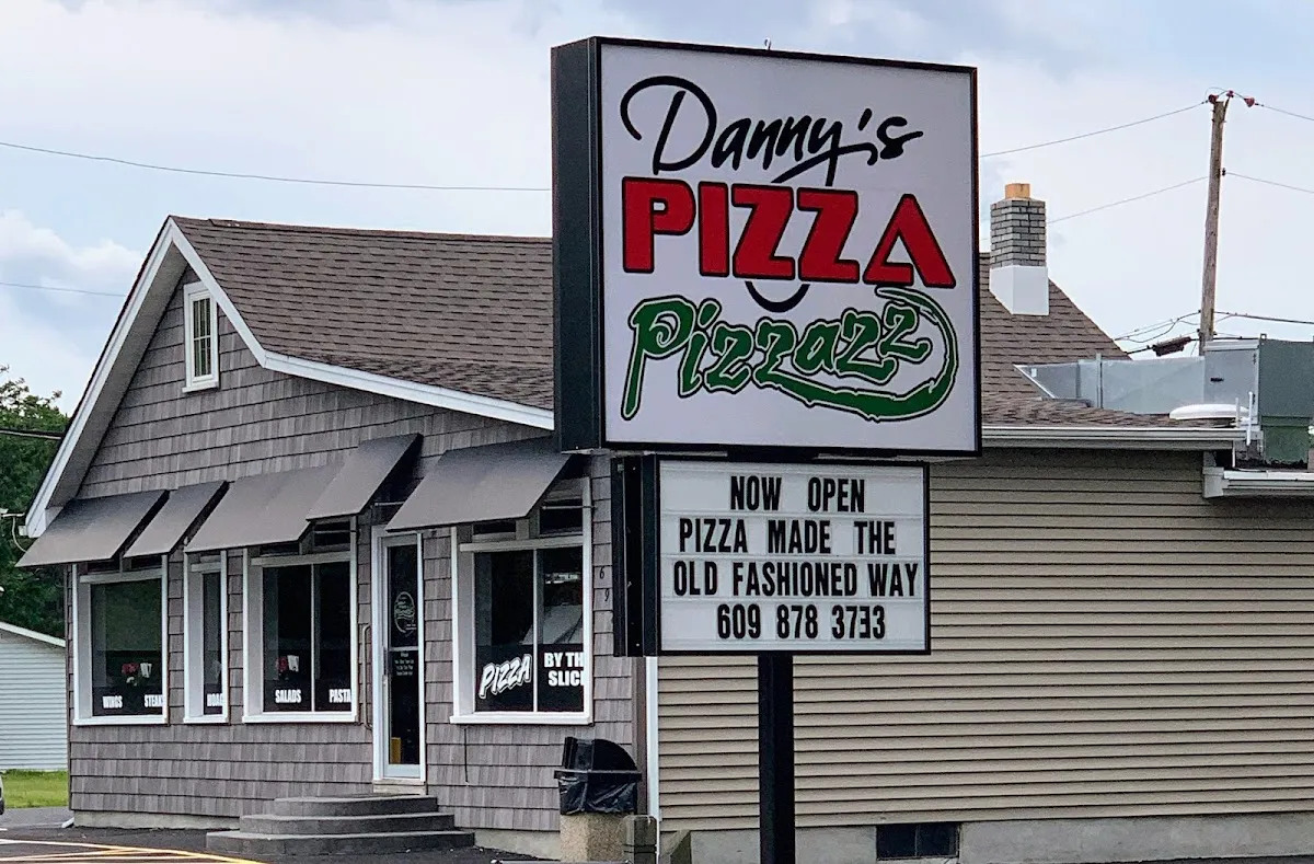 Danny's Pizza Pizzazz