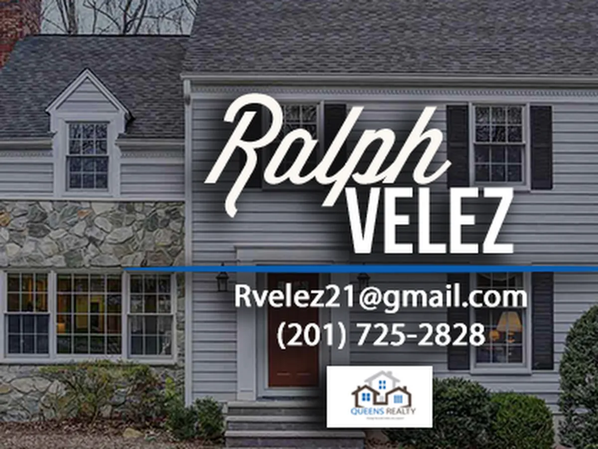 Darling Queen Ealy - Realtor photo 4