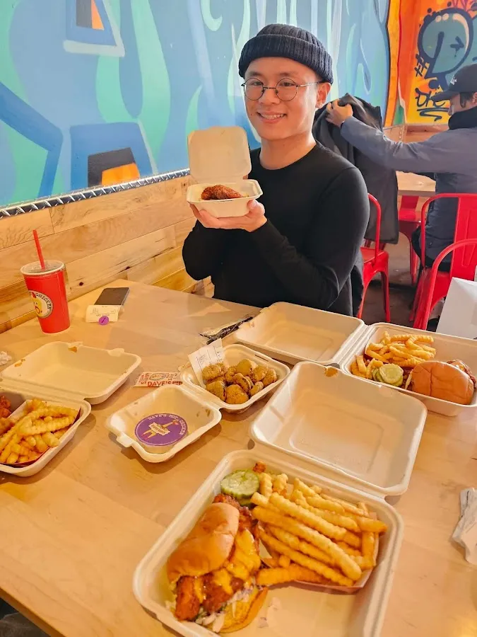 Dave's Hot Chicken photo 3