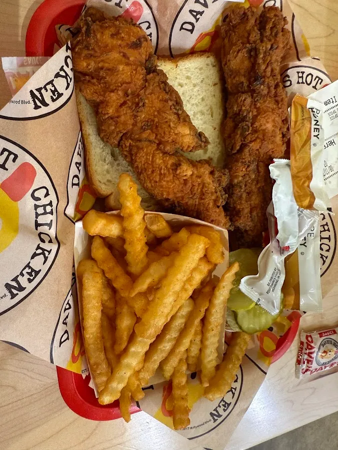 Dave's Hot Chicken photo 5