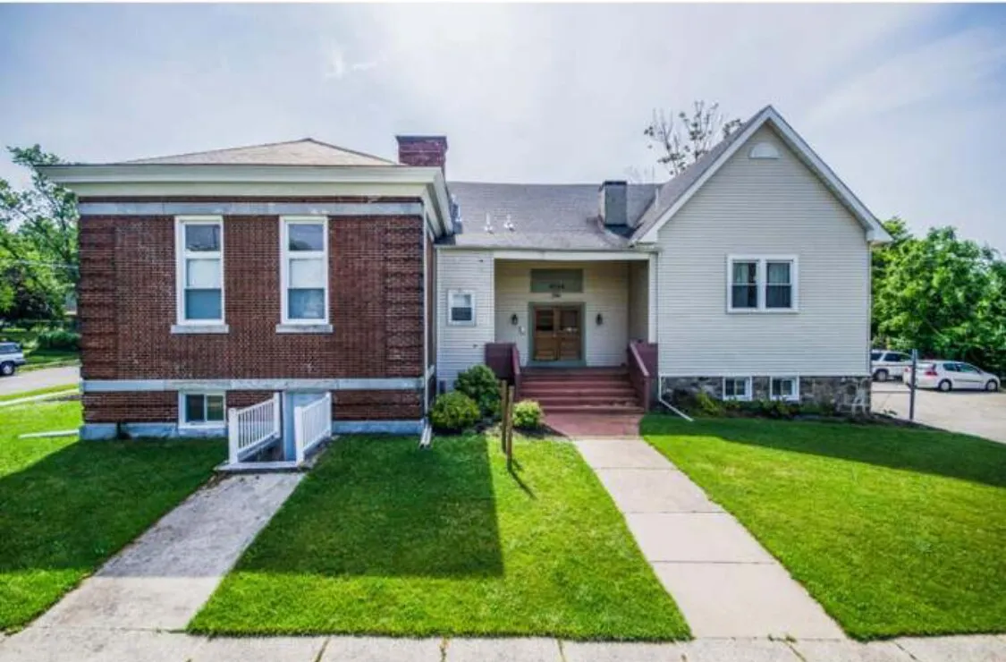 Dawn Varallo (Commercial Realtor) photo 2