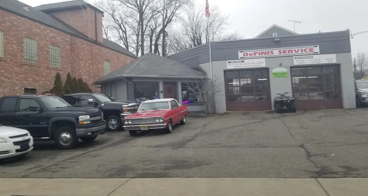 De Finis Service Station photo 2