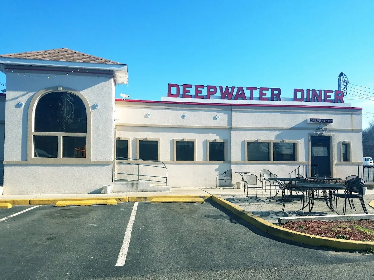 Deepwater Diner