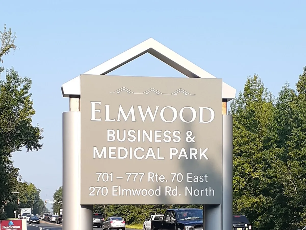 Dermatologist Jaryd Freedman photo 5