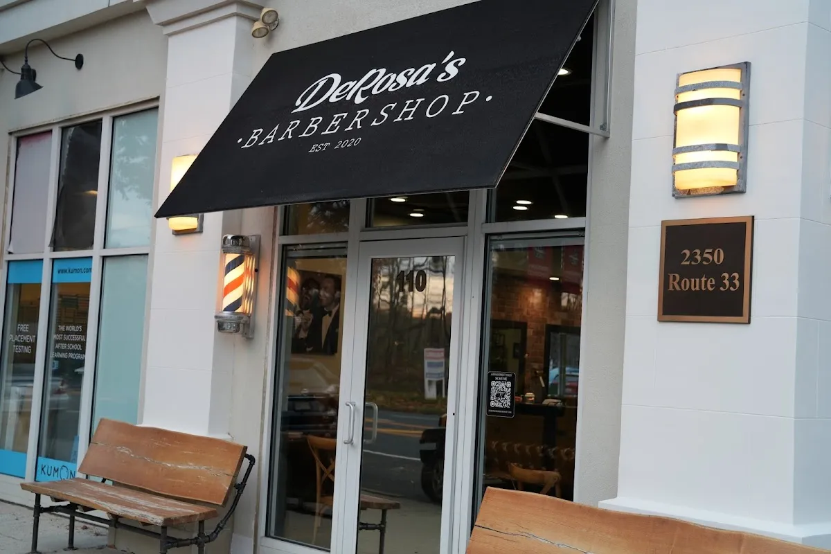 DeRosa's Barbershop photo 2