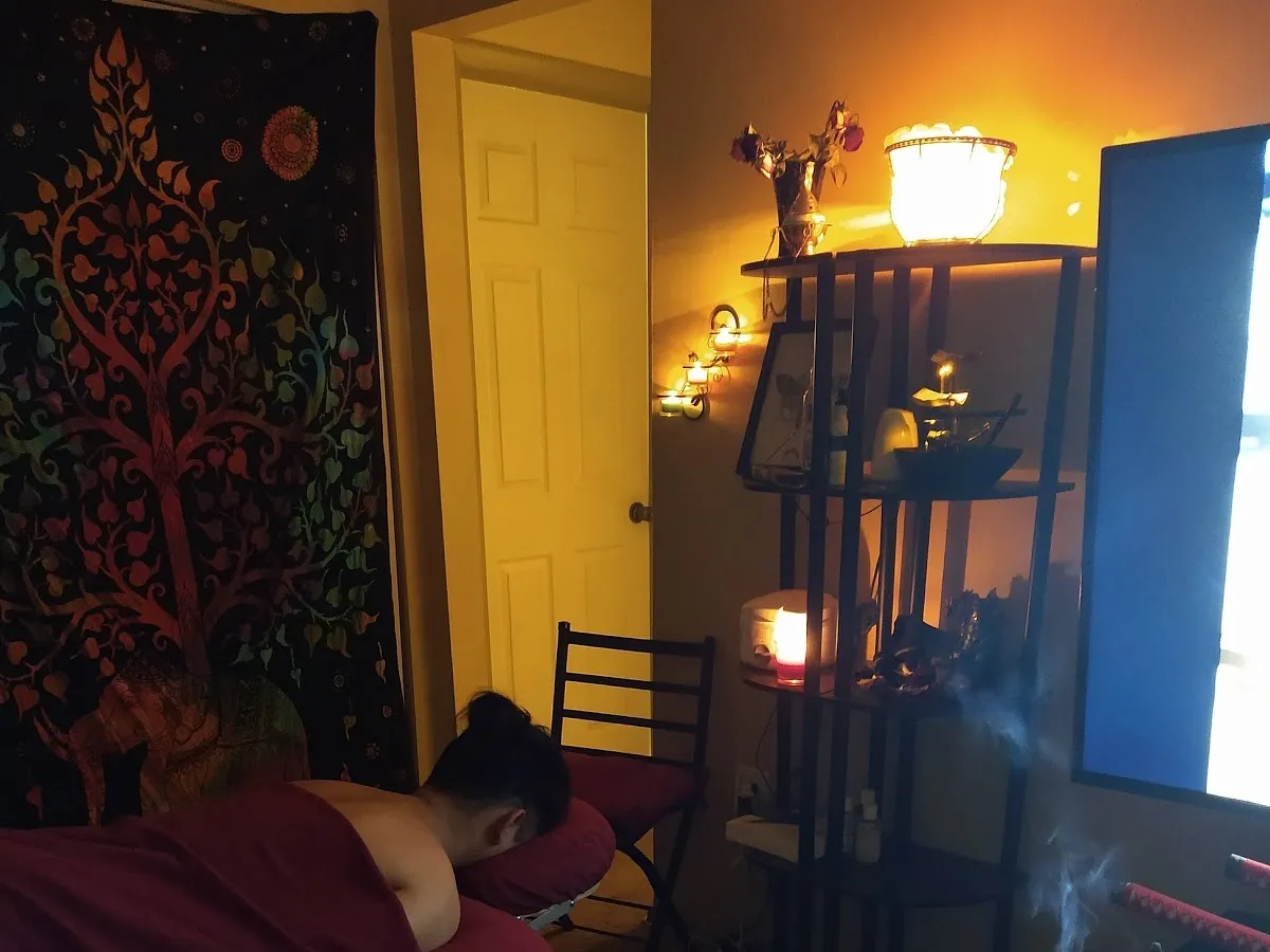 Dezi Golden Therapies LLC photo 4