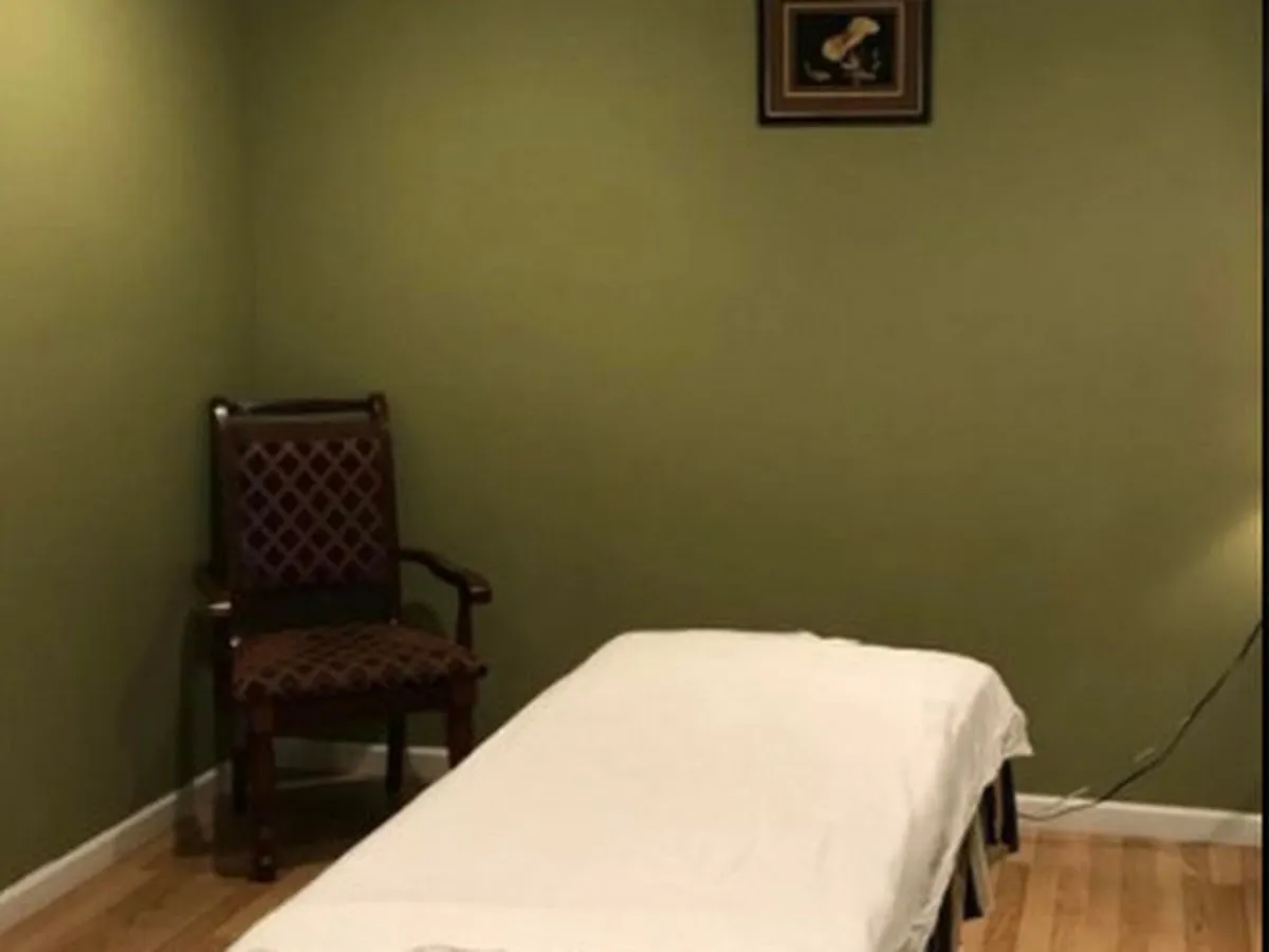 Dezi Golden Therapies LLC photo 5