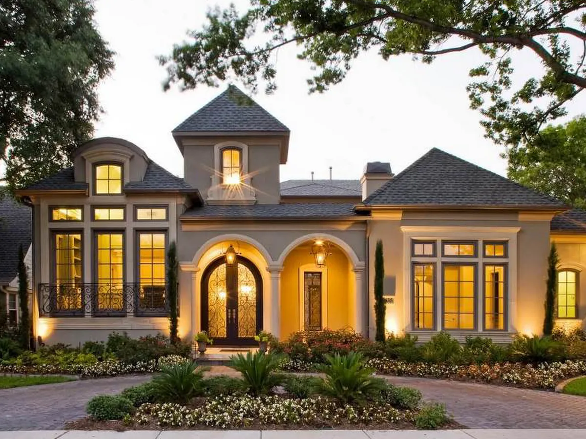 Diamond Exteriors LLC