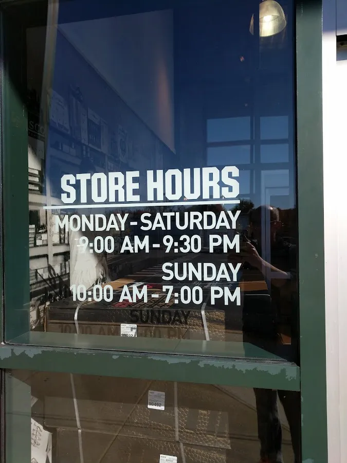 DICK'S Sporting Goods photo 2