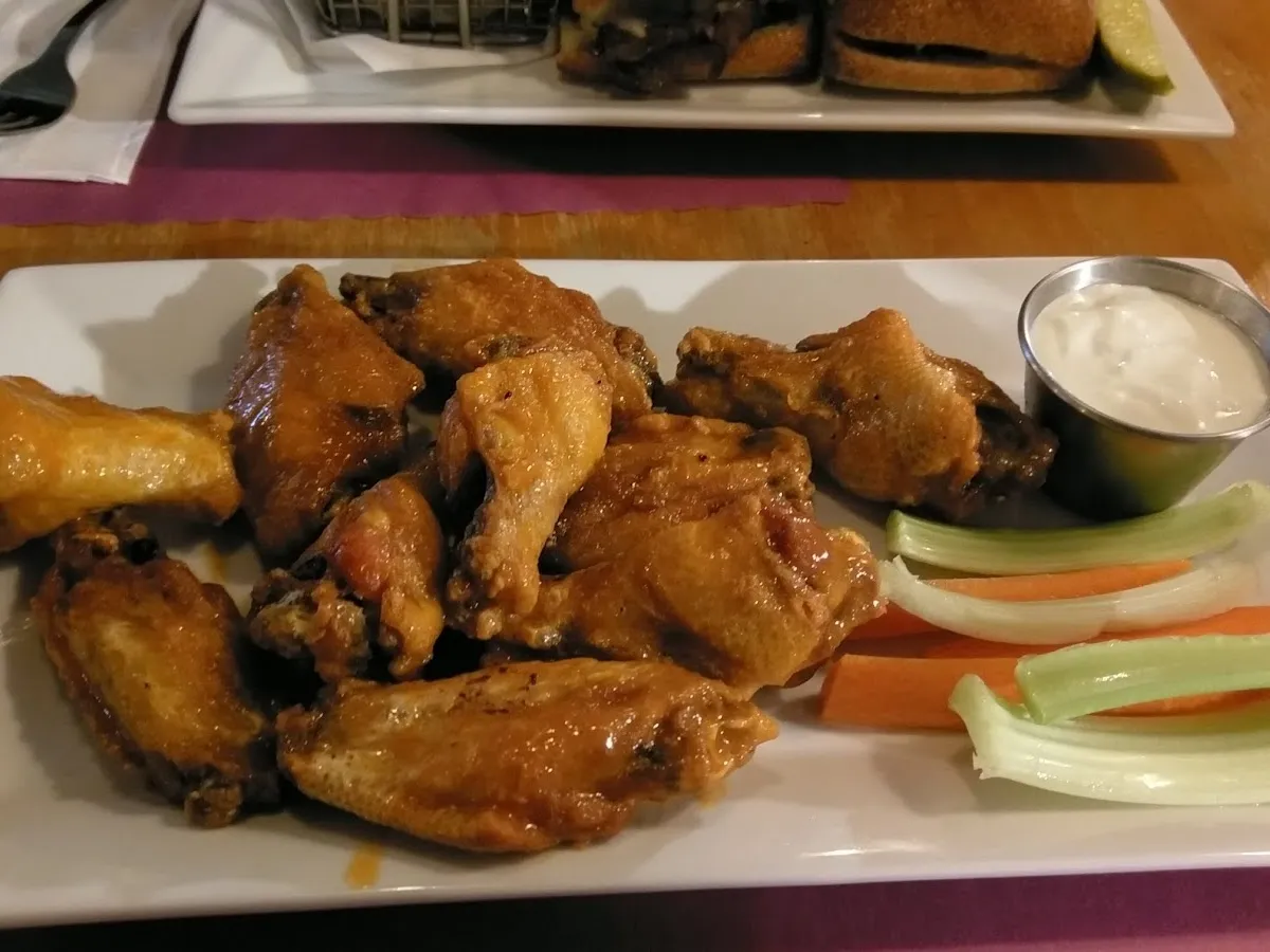 Dino's Bar and Grill photo 5