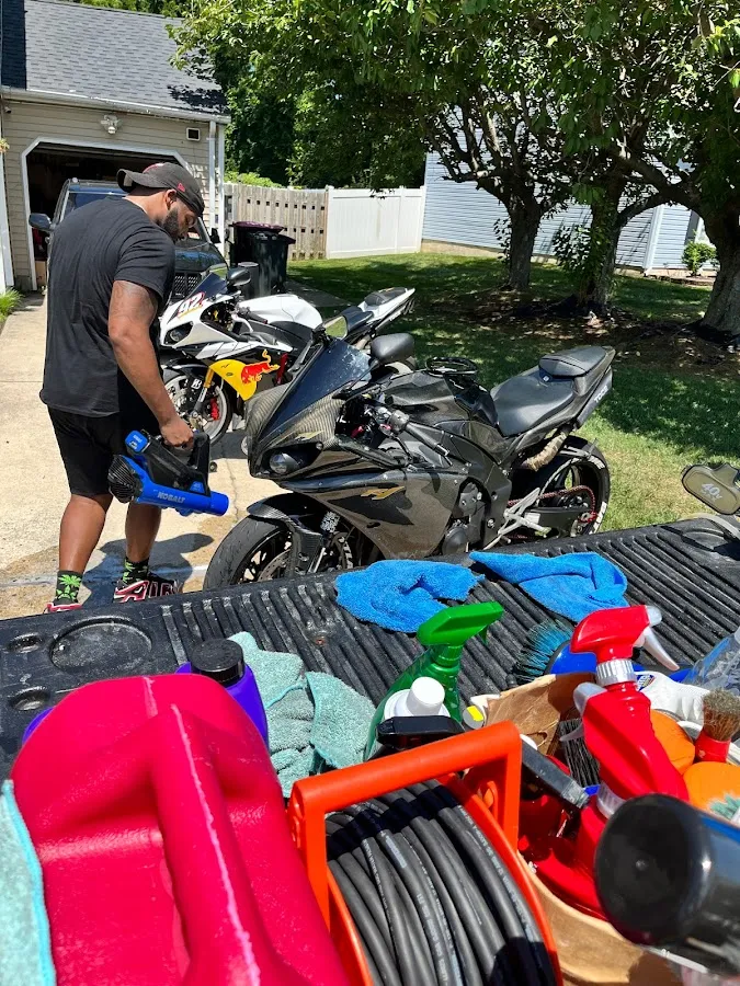 Direct Connection Detailing LLC photo 2