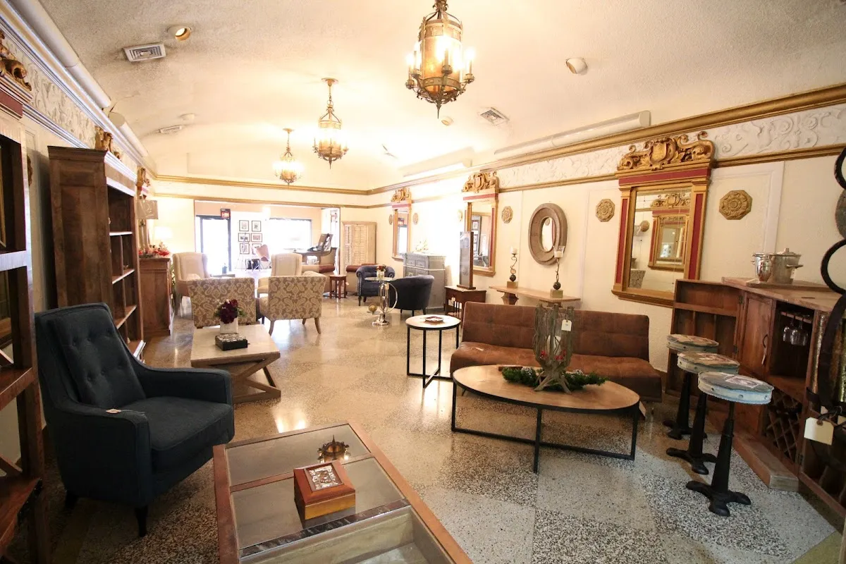 Distinctive Decor and More, LLC photo 3