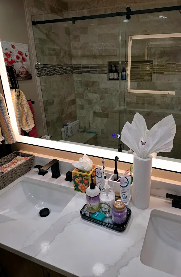 Divine Cleaning Service LLC