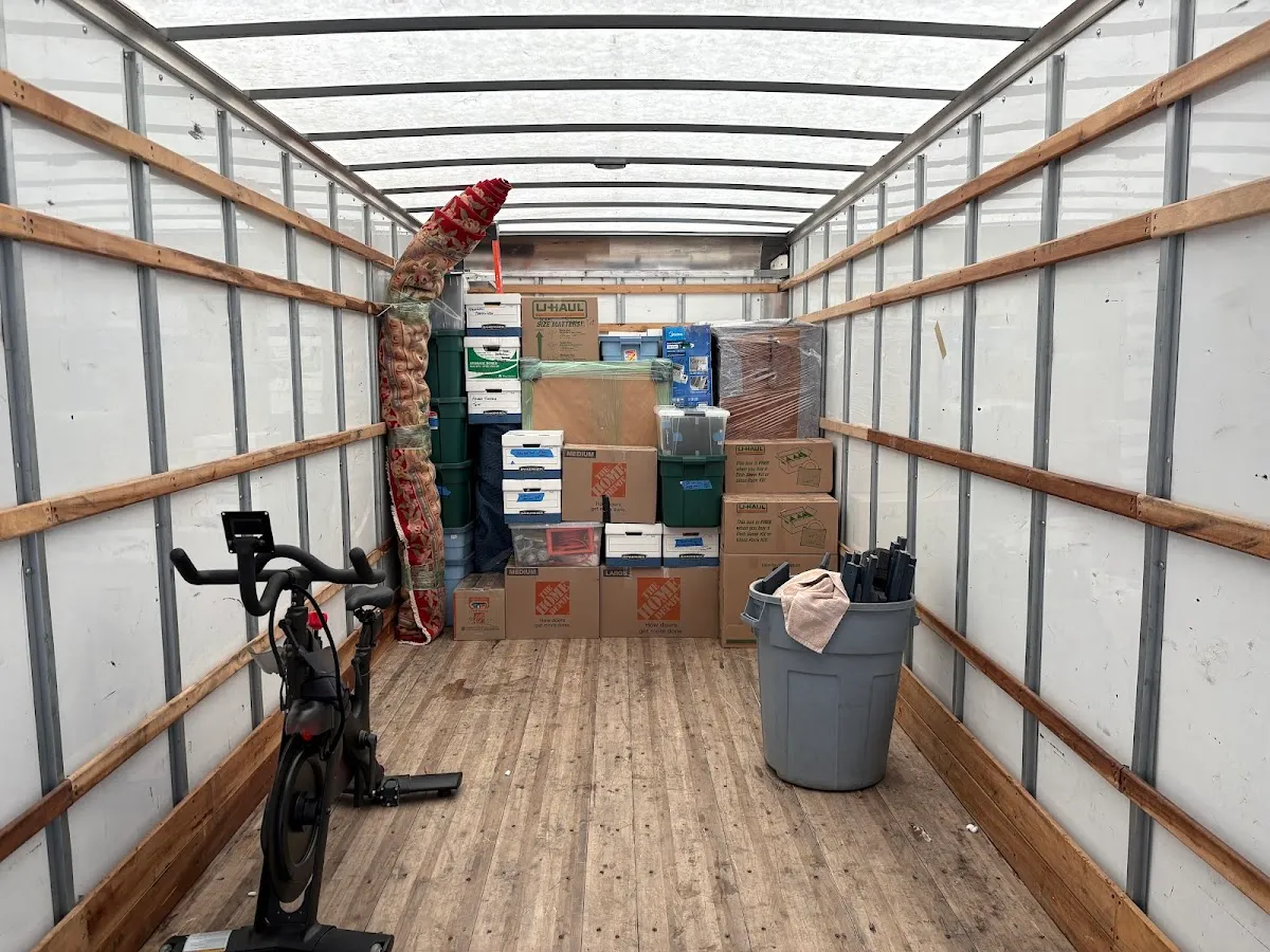 Divine Moving photo 4