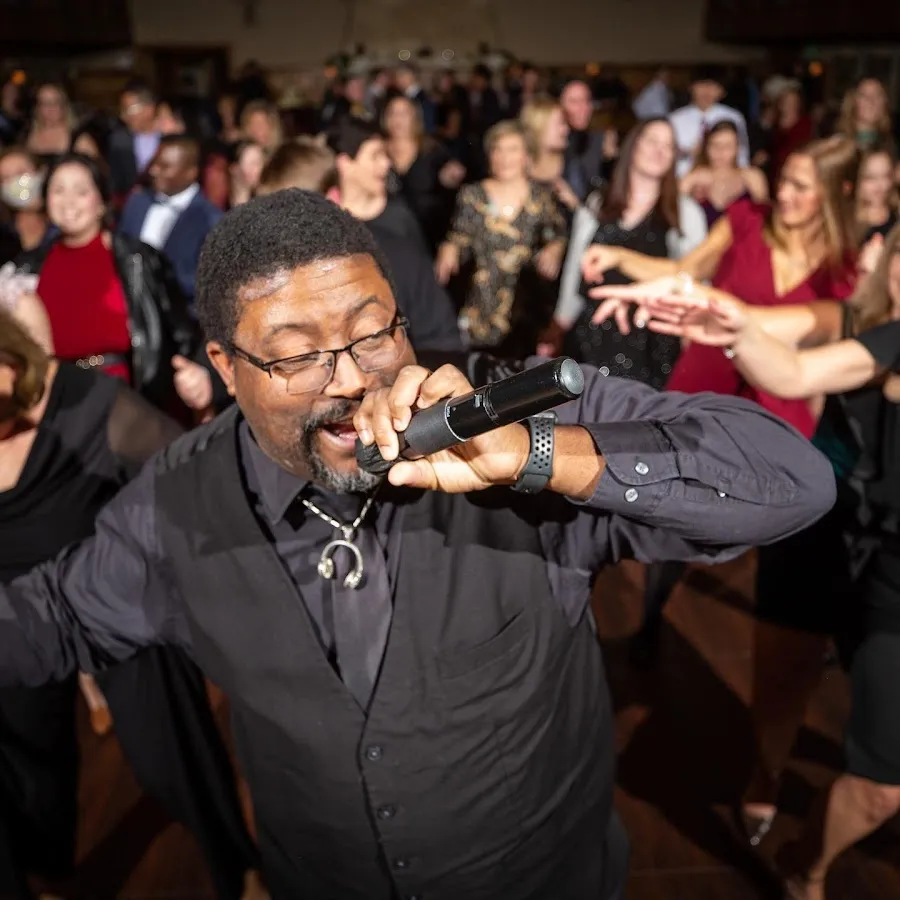 DJ Bishop Entertainment photo 3