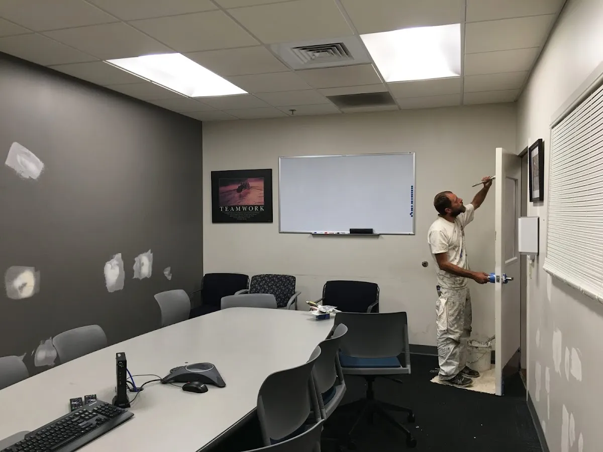 DJ's Painting photo 4