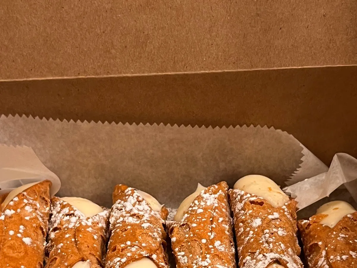 Dolci Momenti Bakery photo 2